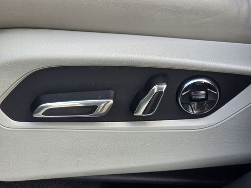 Used 2019 Acura RDX AWD w/ Advance Package image 25