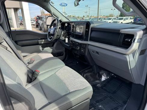 Used 2024 Ford F350 XLT AWD/4WD image 29