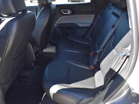 Certified 2024 Jeep Compass Limited AWD/4WD image 19