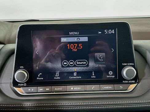 Used 2023 Nissan Rogue SL AWD/4WD image 21