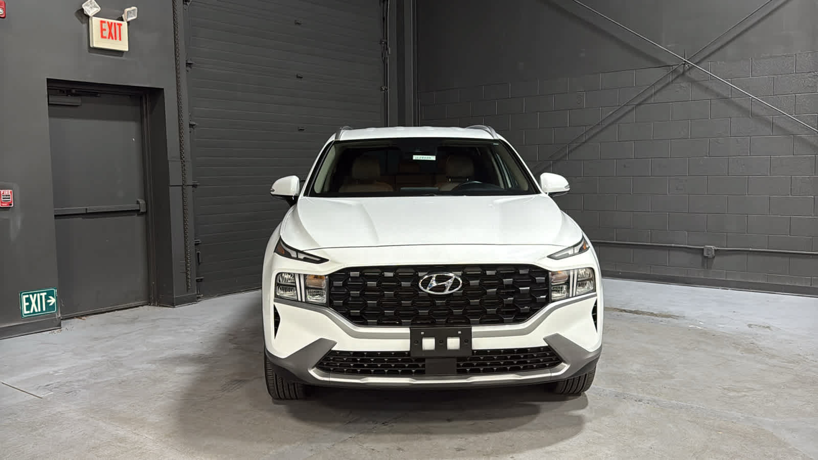 Used 2023 Hyundai Santa Fe SEL AWD/4WD image 2