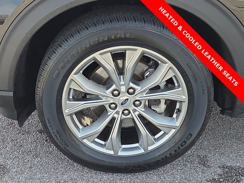 Used 2023 Ford Explorer Limited image 7