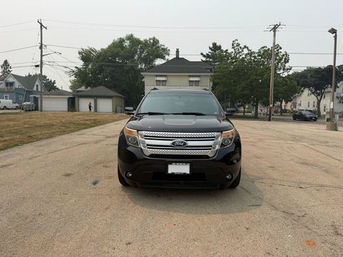 Used 2012 Ford Explorer XLT AWD/4WD image 2