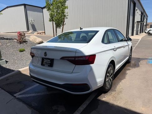 Used 2024 Volkswagen Jetta S FWD image 7