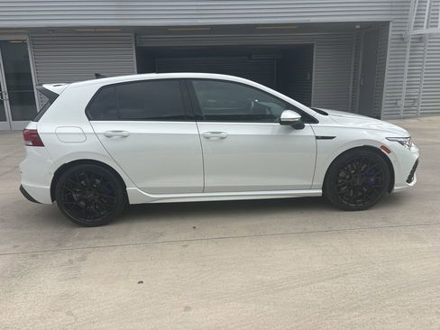 Used 2024 Volkswagen Golf R image 4