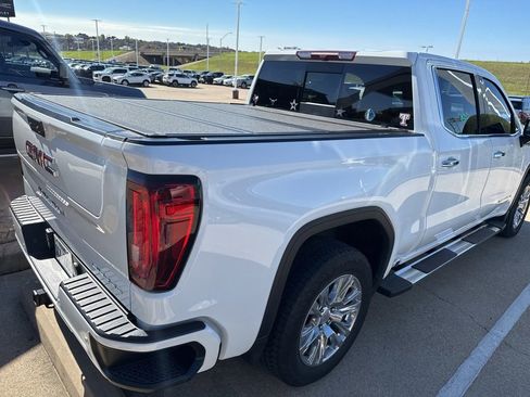 Used 2022 GMC Sierra 1500 Denali image 6