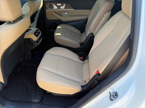 New 2026 Mercedes-Benz GLS 450 4MATIC image 10