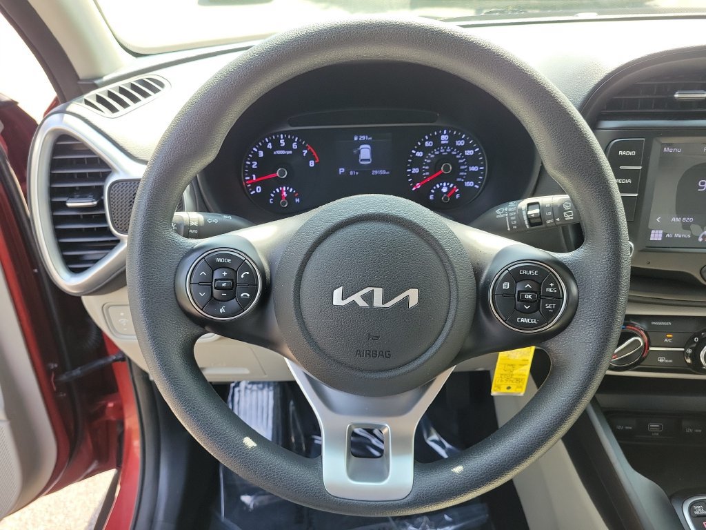 Used 2022 Kia Soul LX FWD image 26