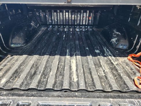 Used 2022 Chevrolet Colorado Z71 AWD/4WD image 18