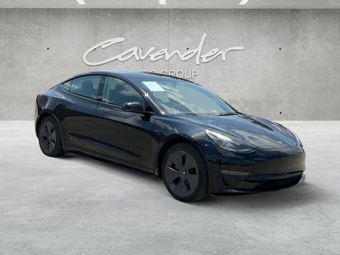 Used 2023 Tesla Model 3 RWD image 2