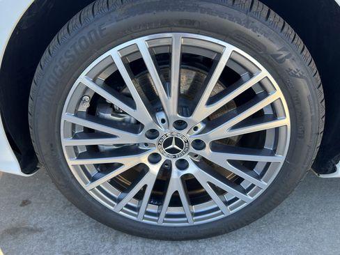 Certified 2025 Mercedes-Benz CLA 250 4MATIC image 13