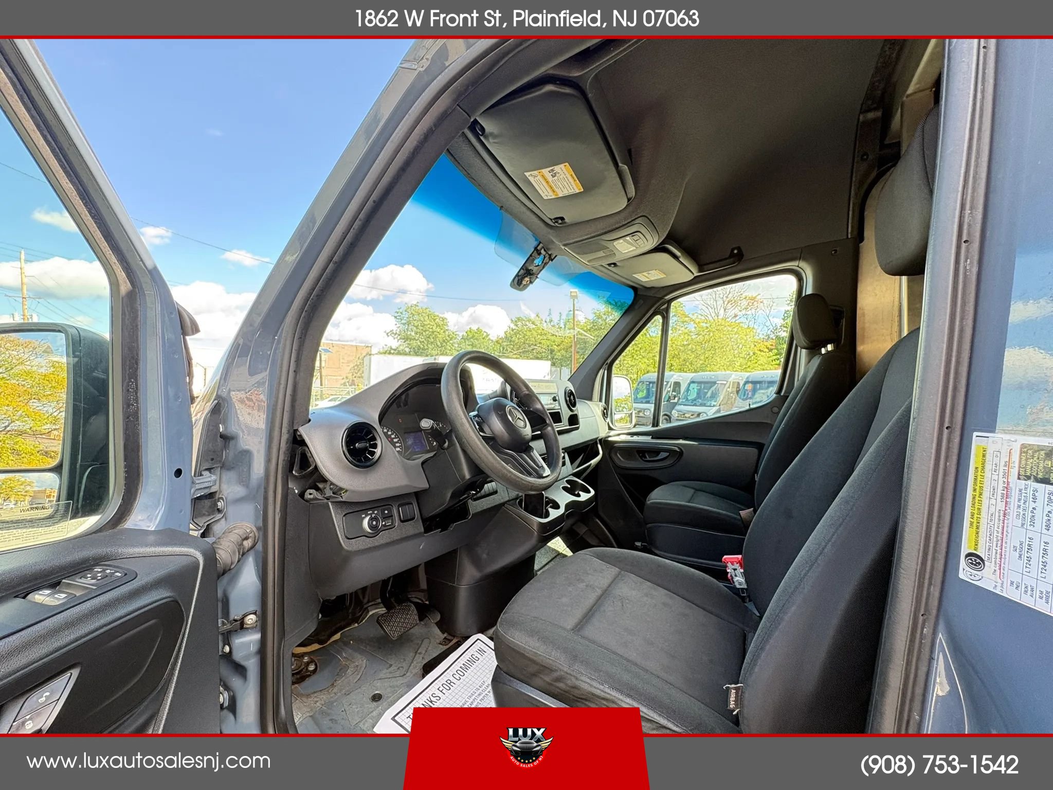 Used 2019 Mercedes-Benz Sprinter 144 image 24