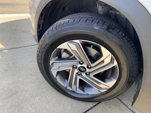 Used 2023 Hyundai Santa Fe SEL image 24