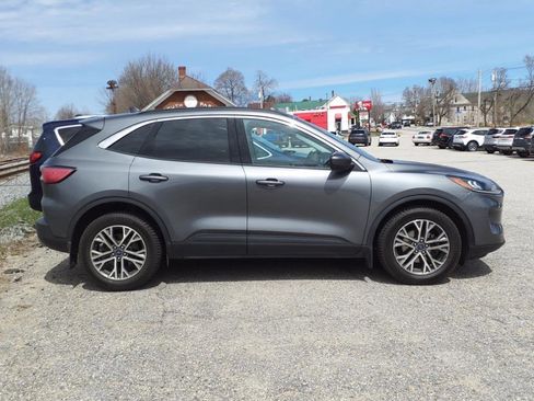 Used 2021 Ford Escape SEL image 4