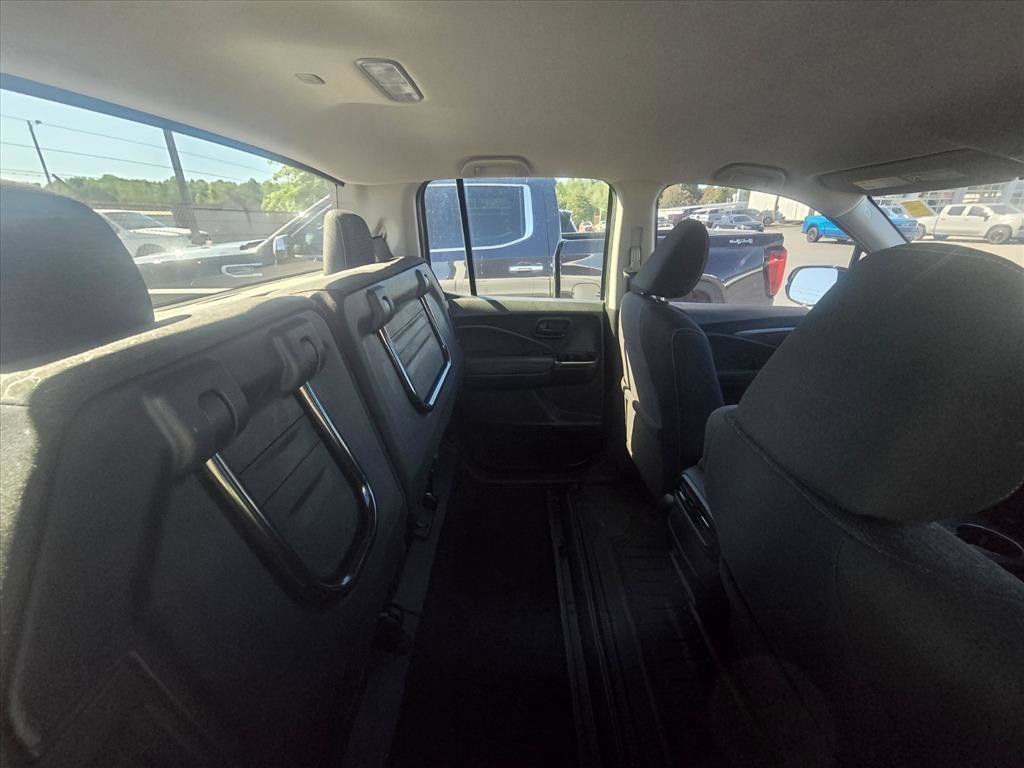 Used 2025 Honda Ridgeline Sport image 6