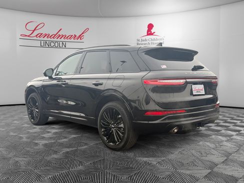 Certified 2024 Lincoln Corsair Reserve w/ Equipment Group 202A image 3