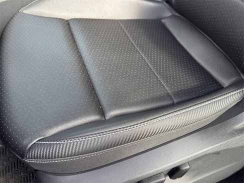 Used 2023 Volkswagen Atlas Cross Sport SE w/ Panoramic Sunroof Package image 15