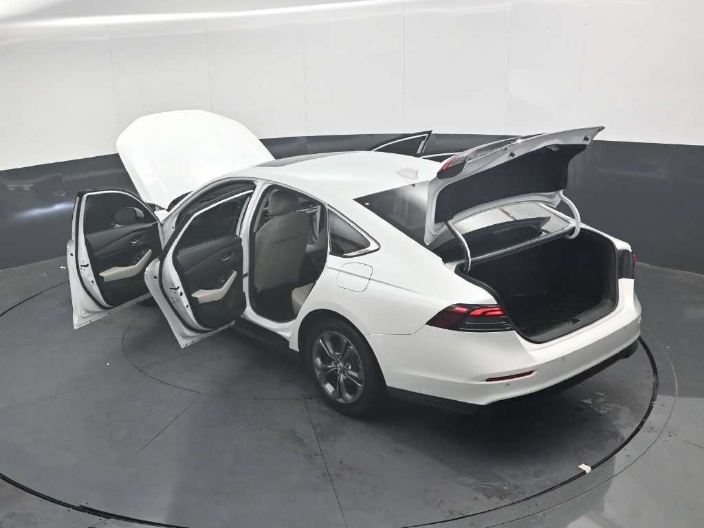 Used 2025 Honda Accord EX-L image 44