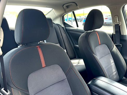 Used 2025 Nissan Sentra SR w/ Midnight Edition FWD image 25