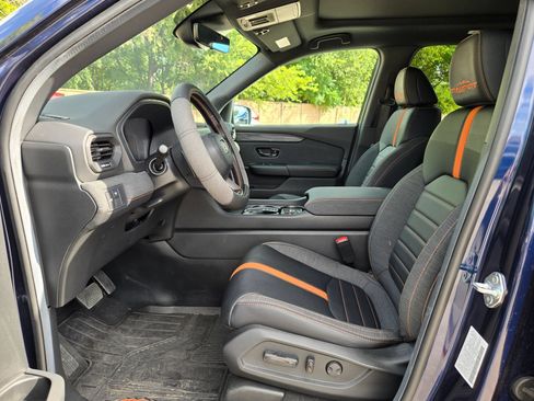 Certified 2026 Honda Passport TrailSport image 9
