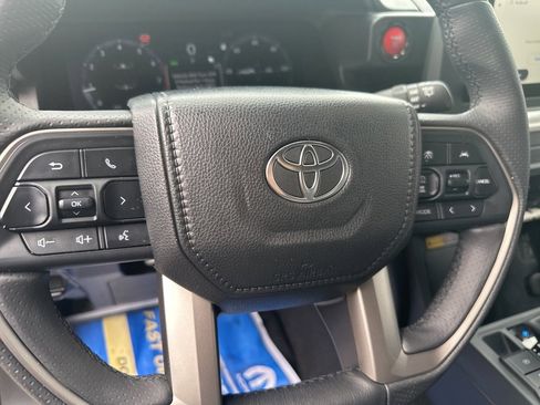 Used 2025 Toyota 4Runner TRD Sport image 33