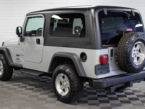Used 2006 Jeep Wrangler Unlimited AWD/4WD image 5