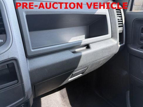 Used 2015 RAM 1500 Express AWD/4WD image 25