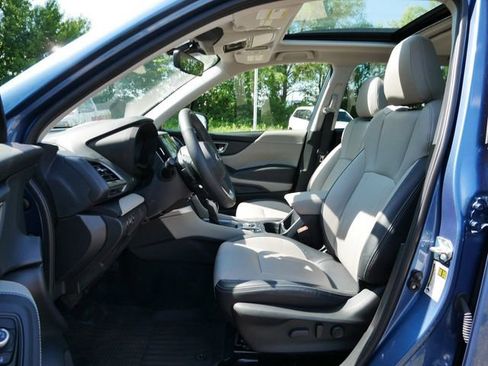 Used 2023 Subaru Forester Limited AWD/4WD image 14