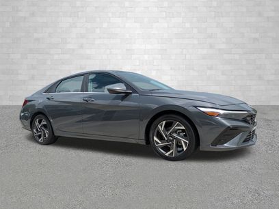 Certified 2024 Hyundai Elantra SEL w/ Convenience Package