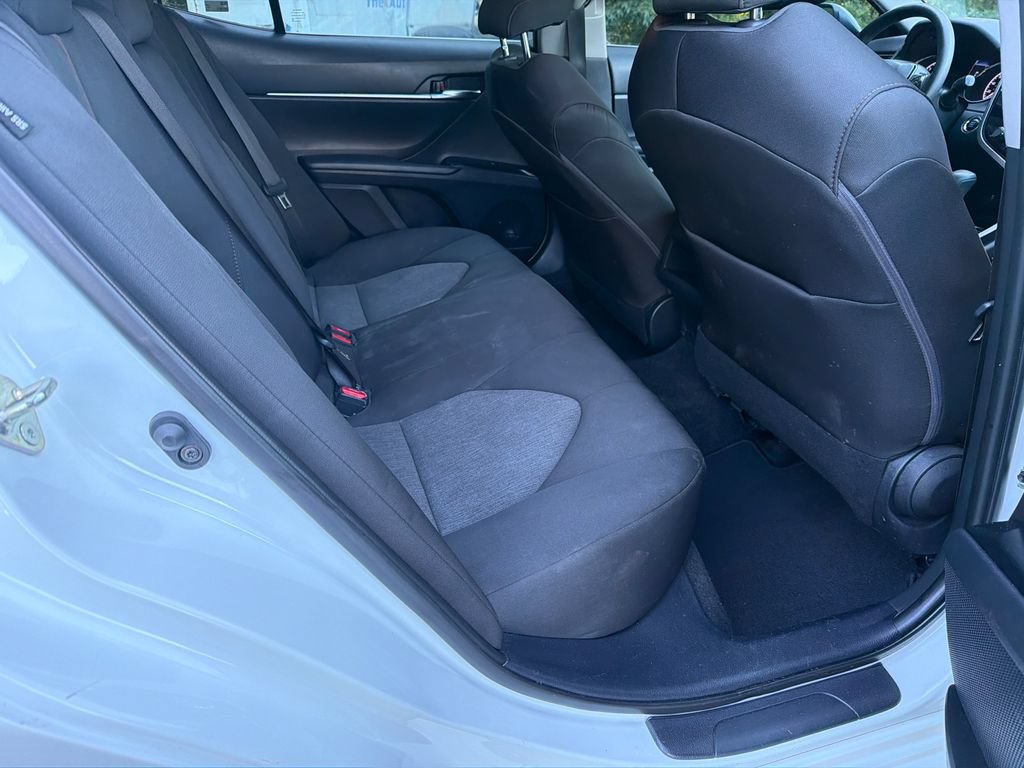 Used 2020 Toyota Camry LE w/ Convenience Package FWD image 15