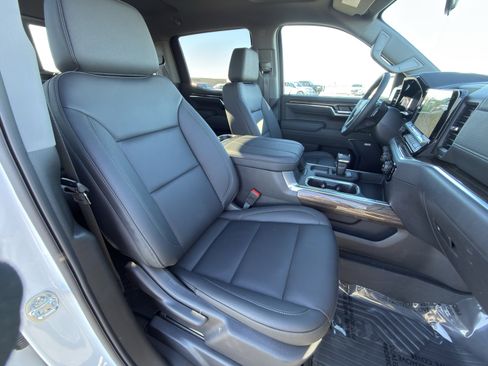 New 2026 Chevrolet Silverado 1500 LT Trail Boss w/ LT Trail Boss Premium Package image 17