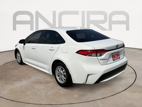 Used 2022 Toyota Corolla LE FWD image 8