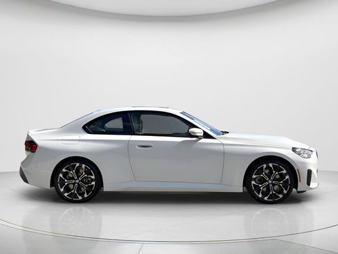 New 2026 BMW 230i Coupe RWD image 4