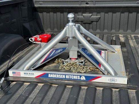 Used 2024 Chevrolet Silverado 2500 LTZ w/ LTZ Plus Package image 7