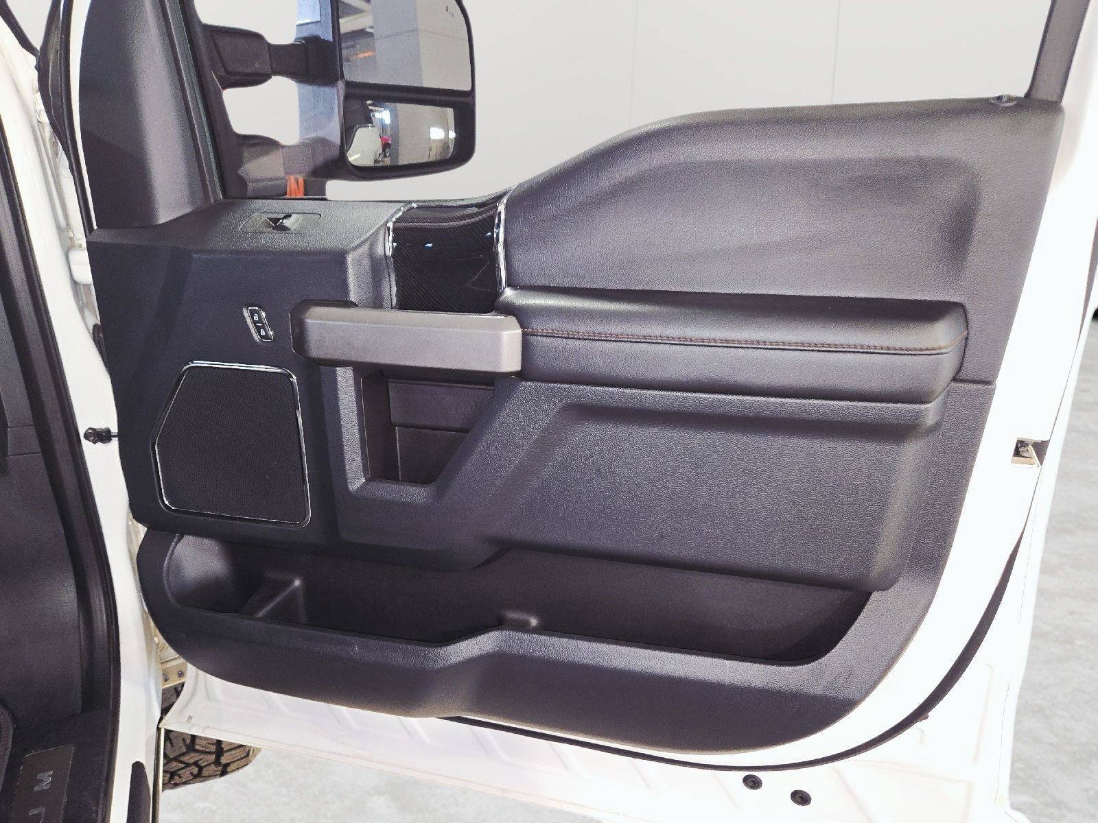 Used 2022 Ford F350 Platinum AWD/4WD image 64