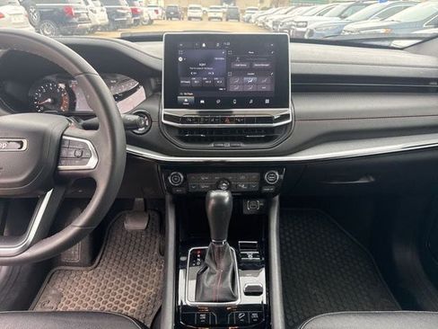 Used 2023 Jeep Compass Trailhawk AWD/4WD image 11