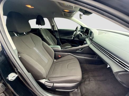 Used 2023 Hyundai Elantra SEL FWD image 30