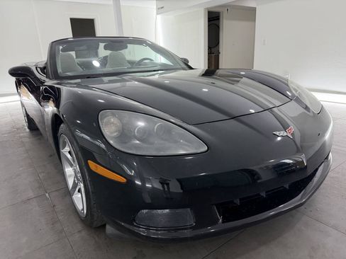 Used 2006 Chevrolet Corvette Convertible RWD image 9