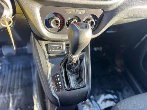 Used 2019 RAM ProMaster City Tradesman SLT image 18