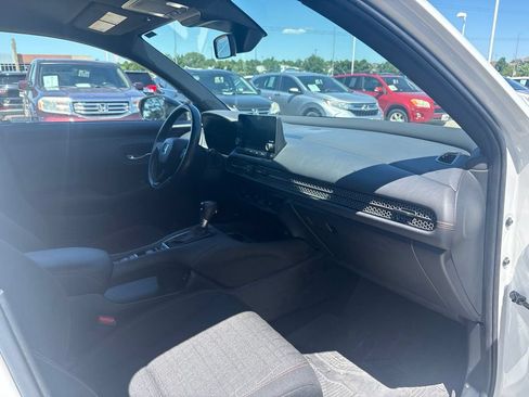 Used 2024 Honda HR-V Sport image 23