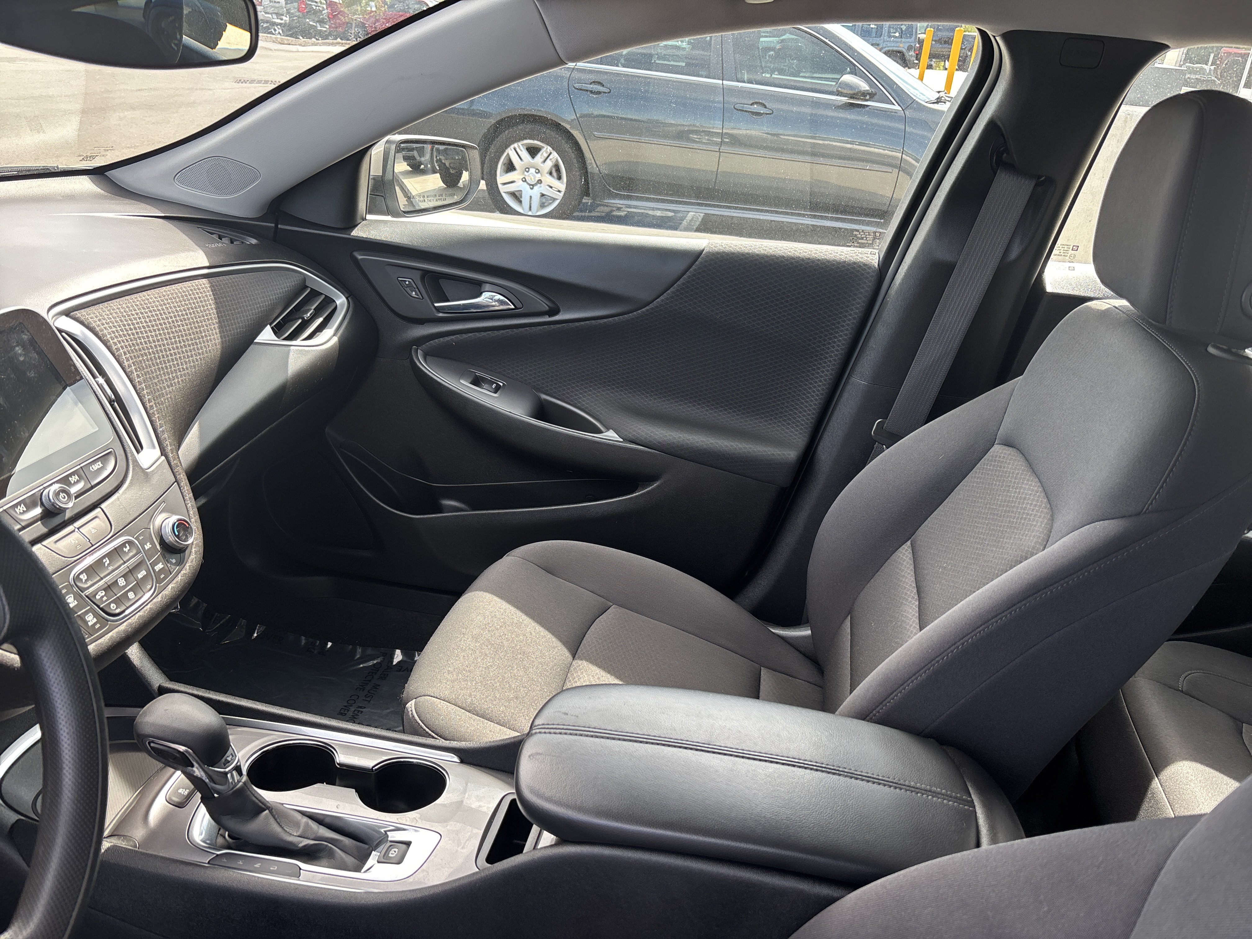 Used 2023 Chevrolet Malibu LT w/ Driver Confidence Package FWD image 16