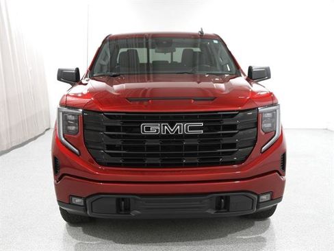 Used 2023 GMC Sierra 1500 Elevation w/ Preferred Package image 2