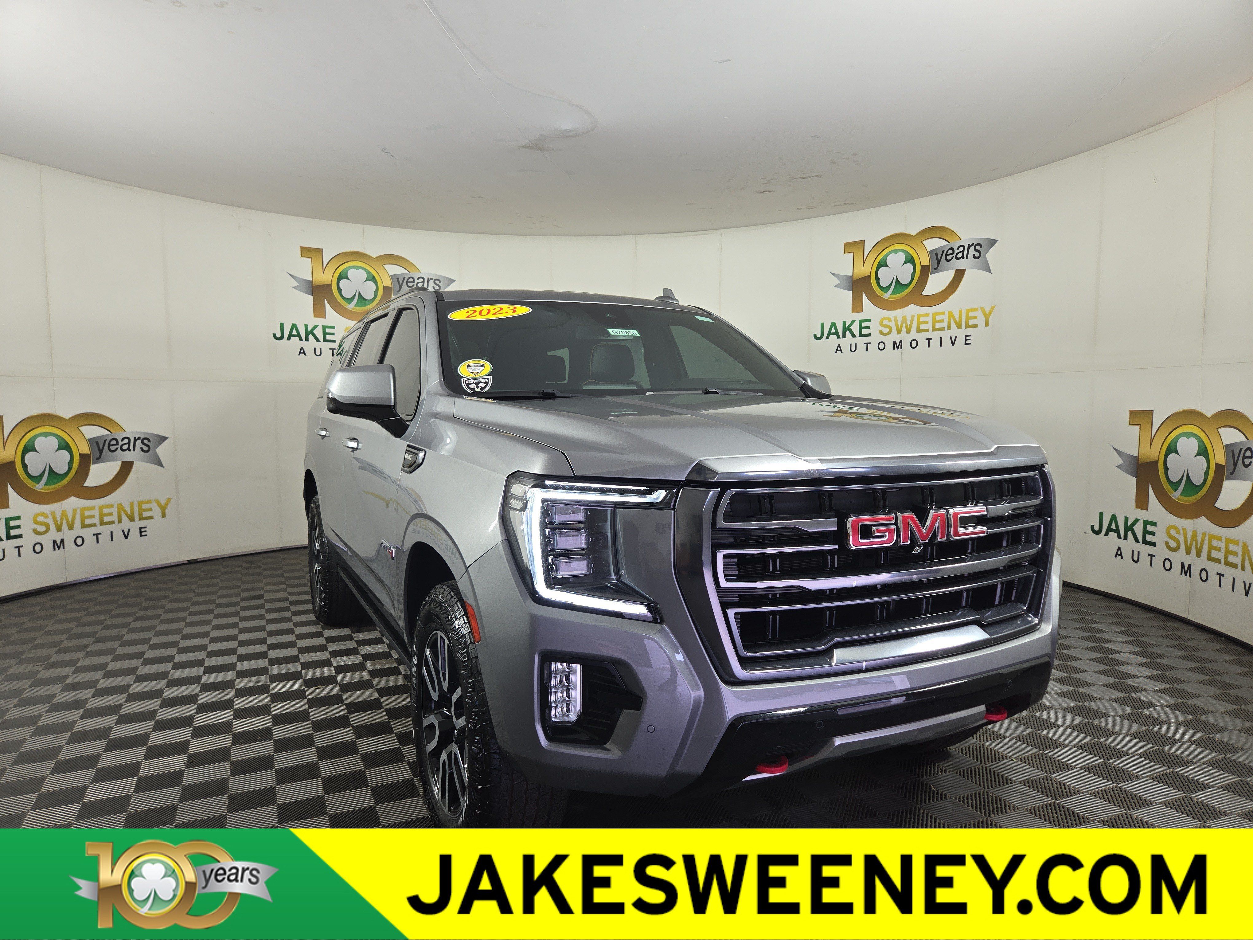Certified 2023 GMC Yukon AT4 w/ AT4 Premium Plus Package AWD/4WD image 1