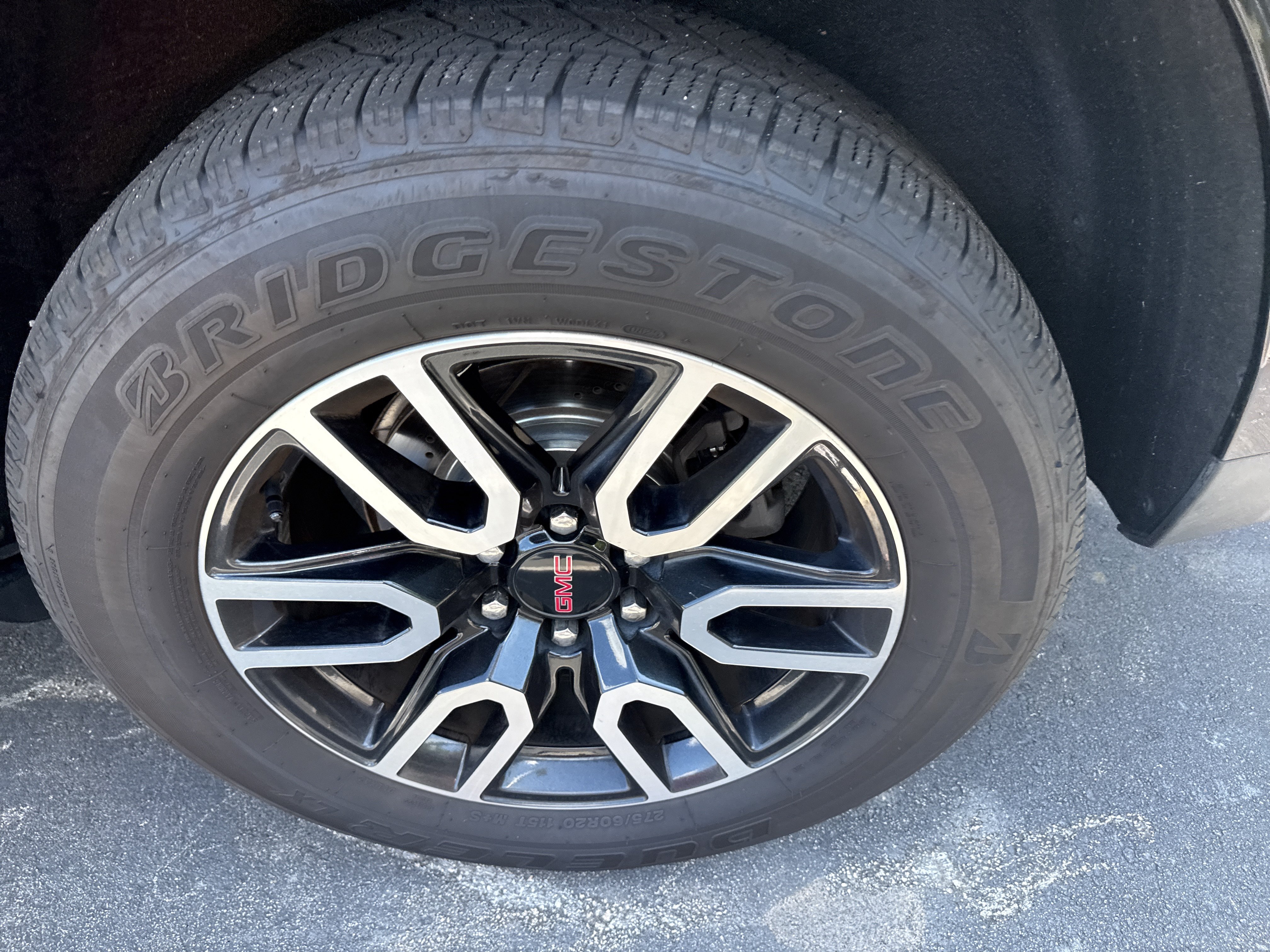 Used 2021 GMC Yukon AT4 w/ AT4 Premium Package AWD/4WD image 47