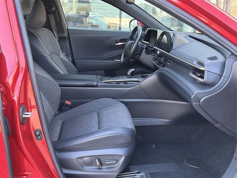 Used 2023 Toyota Crown image 13