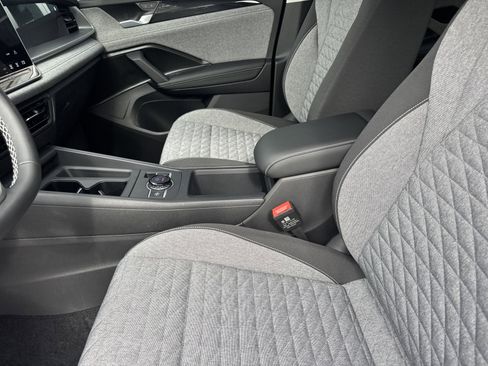 New 2026 Volkswagen Tiguan S FWD image 13