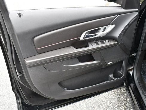 Used 2017 GMC Terrain SLT w/ Open Road Package image 50