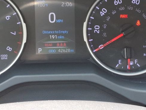 Used 2019 Toyota RAV4 XLE Premium FWD image 30