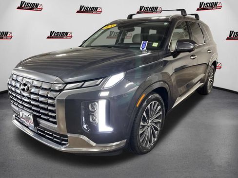 Used 2024 Hyundai Palisade Calligraphy AWD/4WD image 2