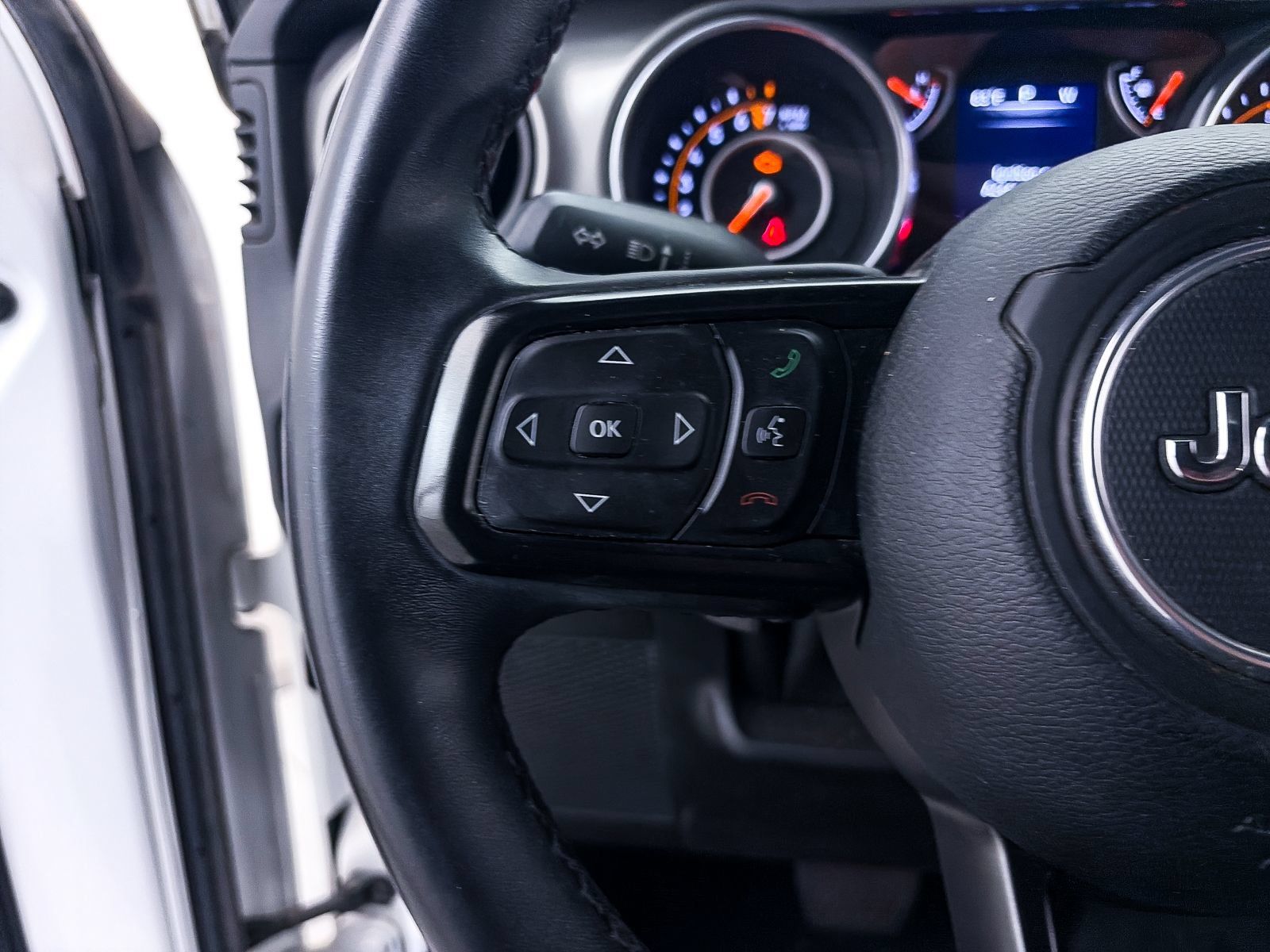 Used 2018 Jeep Wrangler Unlimited Sport S AWD/4WD image 27